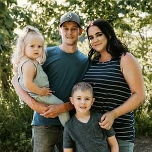 Meet your Posher, Taylor